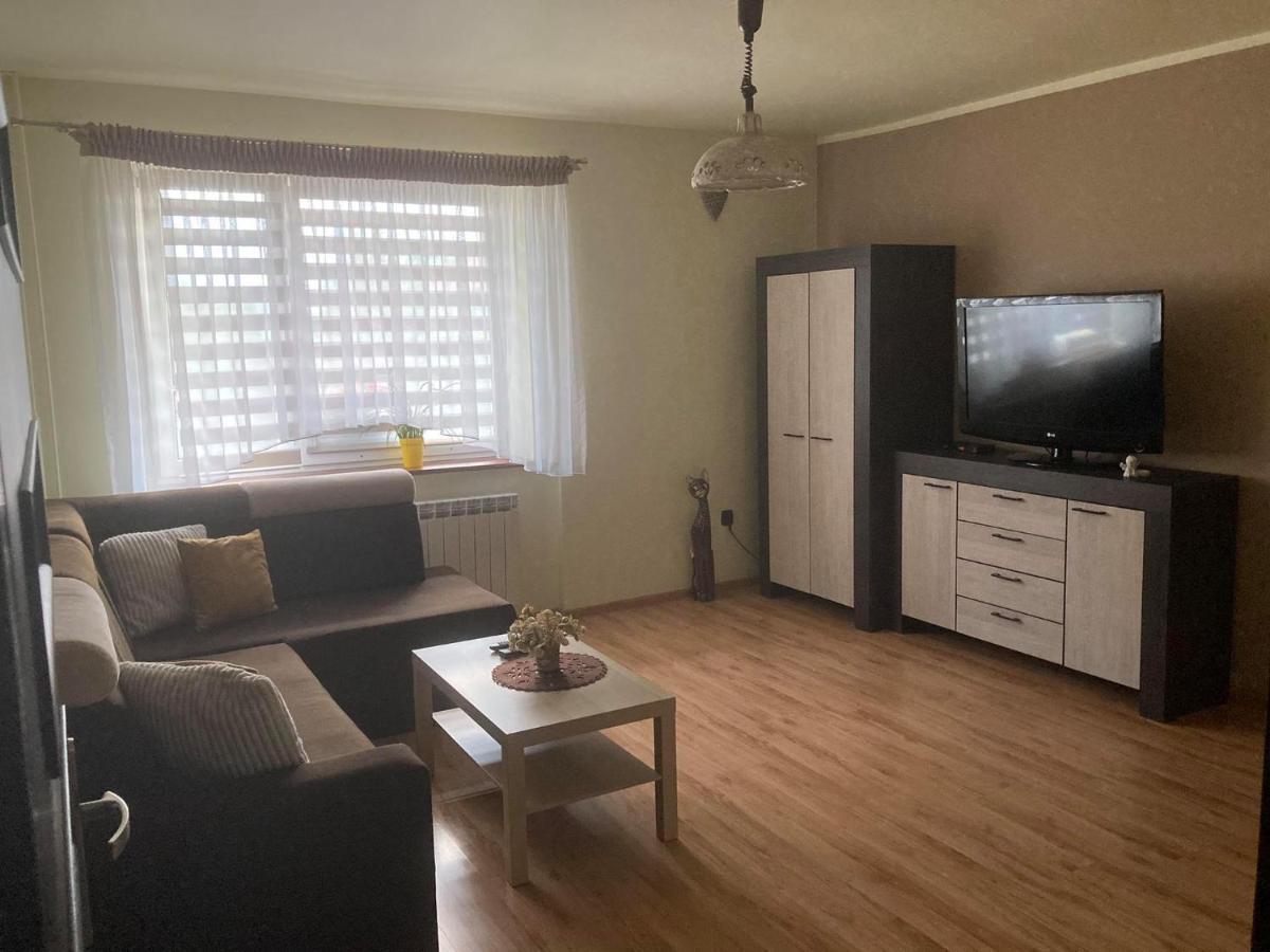Mieszkanie Na Osiedlu Siedemsetlecia Uniejów Extérieur photo
